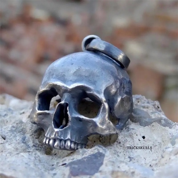 Dark Silver Classic Skull 316 Stainless Pendant & 50cm Black Round Box Chain - Picture 3 of 11